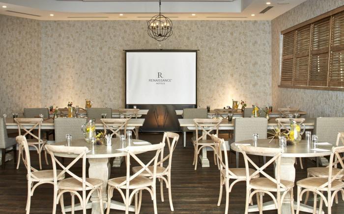 The Del Monte Lodge Renaissance Rochester Hotel & Spa