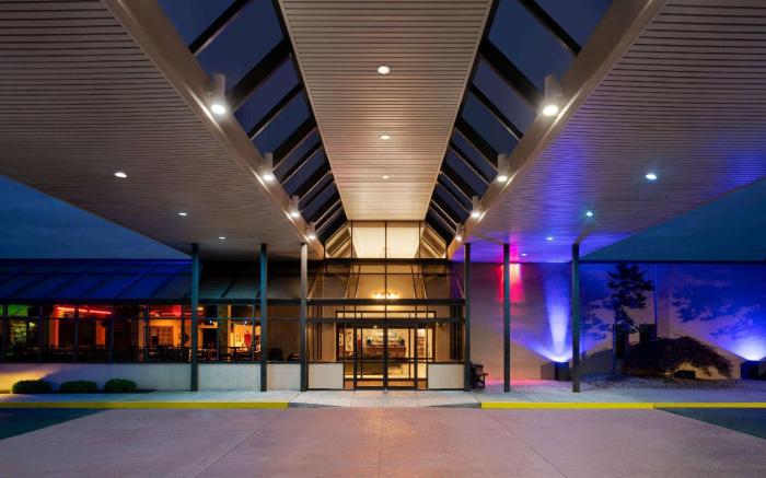 Days Hotel by Wyndham Allentown Airport / Lehigh Valley
