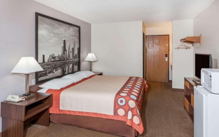 Super 8 By Wyndham Pekin/Peoria Area