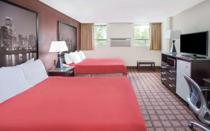 Super 8 By Wyndham Chicago Il