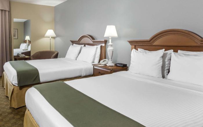 Days Inn by Wyndham Selma