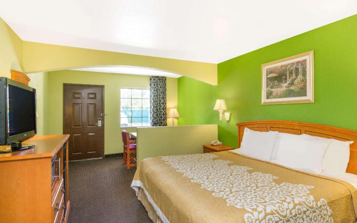 Days Inn by Wyndham Fulton