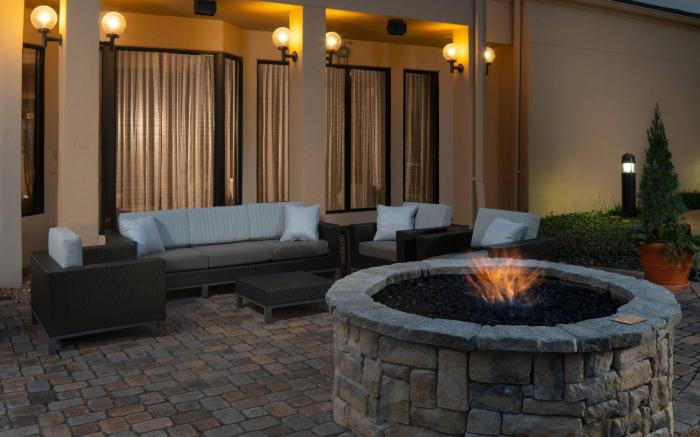 Courtyard St. Louis Creve Coeur
