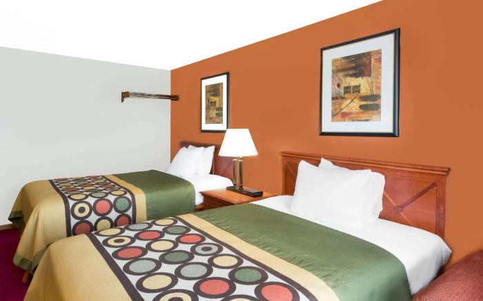 Super 8 By Wyndham Algona