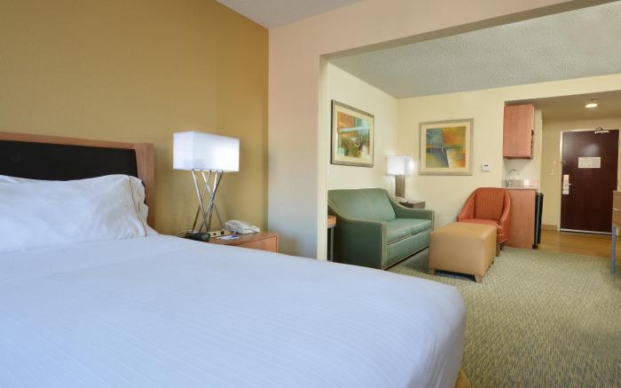 Holiday Inn Express Hotel & Suites High Point South By IHG