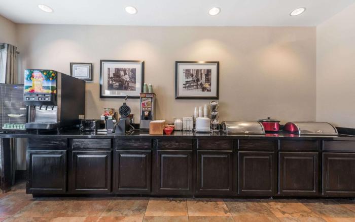 MainStay Suites Addison-Dallas