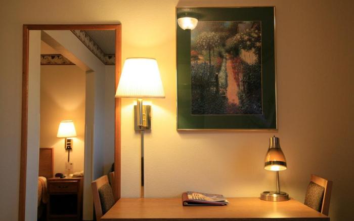 New Victorian Inn & Suites Lincoln