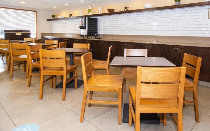 Country Inn & Suites by Radisson, Rapid City, SD