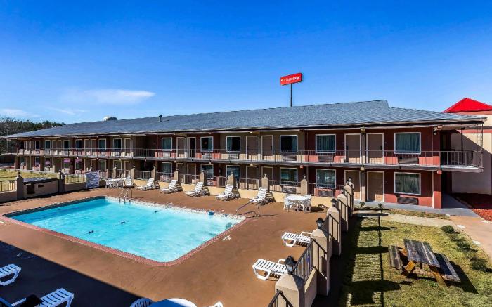 Econo Lodge Lavonia