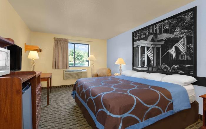 Super 8 By Wyndham Lynchburg Va