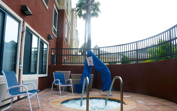 Extended Stay America Suites - San Rafael - Francisco Blvd. East