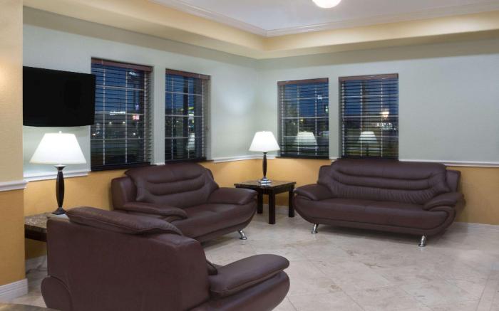 Super 8 By Wyndham Rosenberg Tx