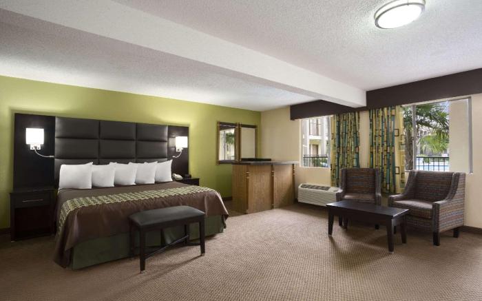 Days Inn by Wyndham Dallas Irving Market Center