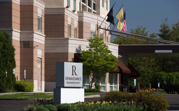 Renaissance Meadowlands Hotel