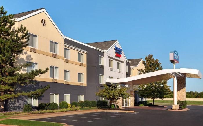 Fairfield Inn & Suites Tulsa Central
