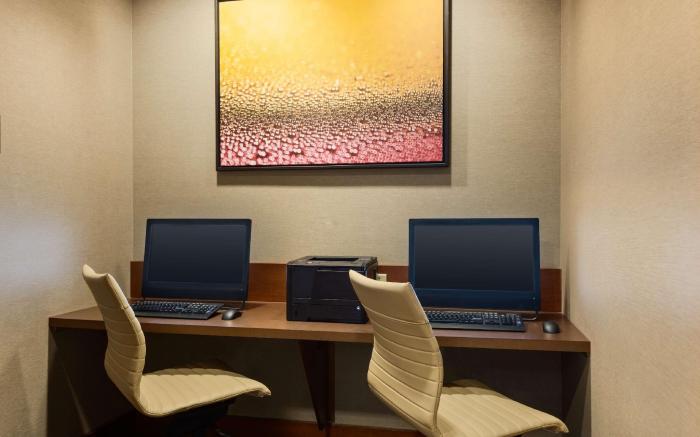 Hyatt Place Detroit Utica