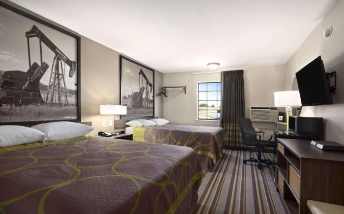 Super 8 By Wyndham Ardmore