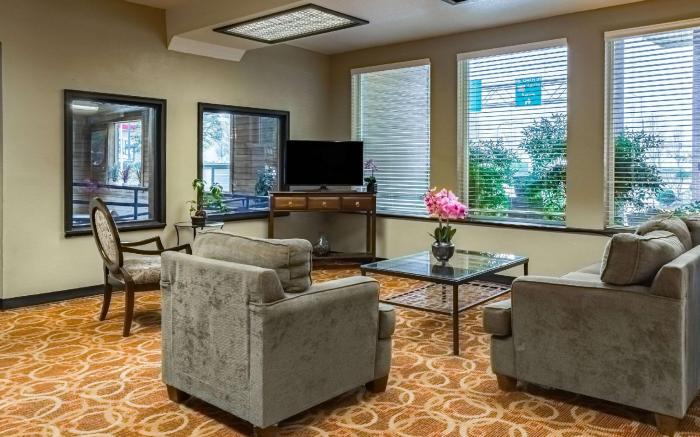 Quality Inn & Suites Vancouver North