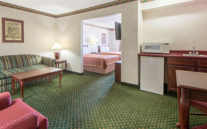 Super 8 By Wyndham Amarillo West