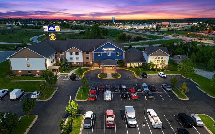 AmericInn by Wyndham Green Bay East