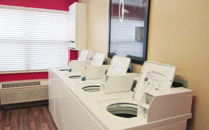 Extended Stay America Select Suites - Des Moines - West Des Moines