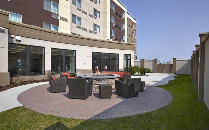 Courtyard by Marriott Edmonton West