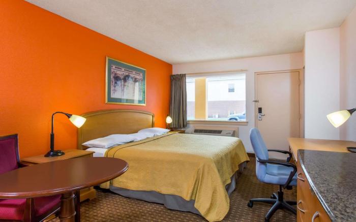 Howard Johnson by Wyndham Virginia Beach