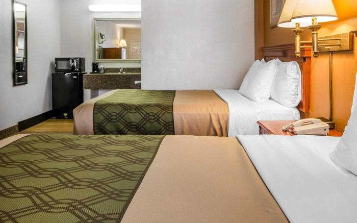 Econo Lodge Louisville Downtown