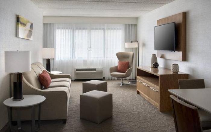 Delta Hotels by Marriott Utica