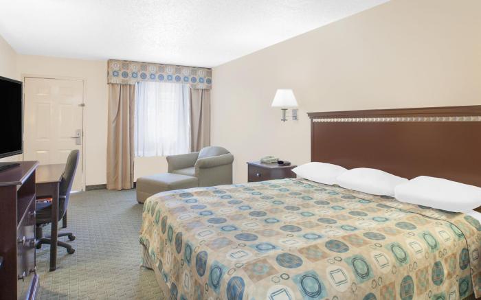 Super 8 By Wyndham Corpus Christi