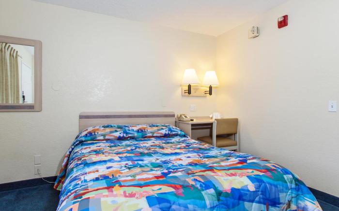 Motel 6 Modesto, CA