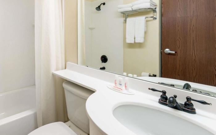 Microtel Inn & Suites by Wyndham Eagle Pass