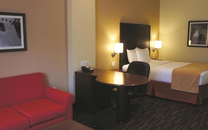 La Quinta Inn & Suites by Wyndham Albuquerque Midtown