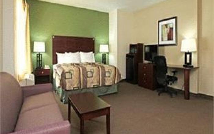 Sleep Inn & Suites Bush Intercontinental - IAH East