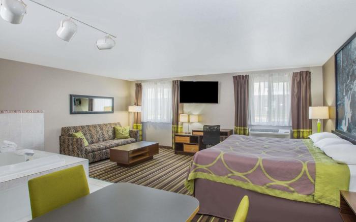 Super 8 By Wyndham Brookings