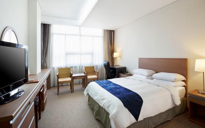 Ramada by Wyndham Dongtan Hotel
