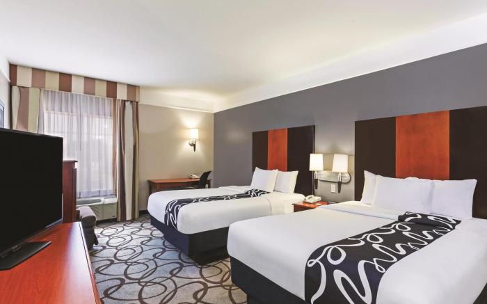 La Quinta Inn & Suites by Wyndham Granbury