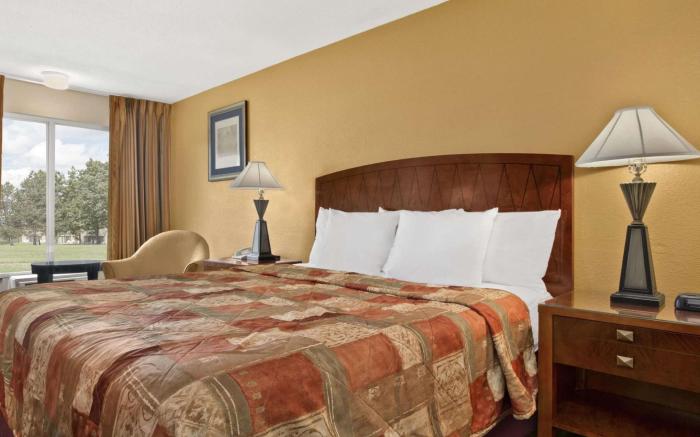 Days Inn by Wyndham Emporia