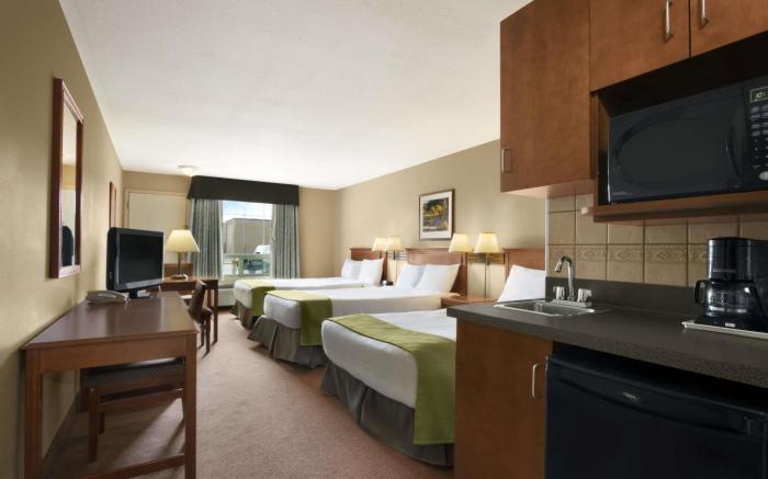 Super 8 By Wyndham Fort St. John Bc