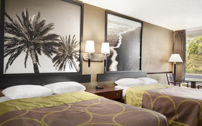 Super 8 By Wyndham Ormond Beach