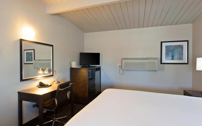 Days Inn by Wyndham Chowchilla Gateway to Yosemite