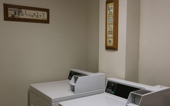 GuestHouse Inn and Suites Kelso Longview