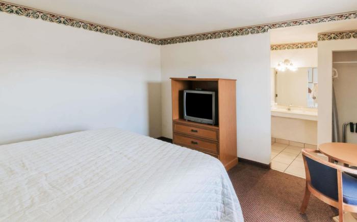 Travelodge by Wyndham Temple
