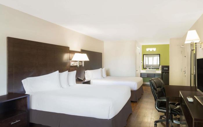 Baymont by Wyndham Modesto Salida