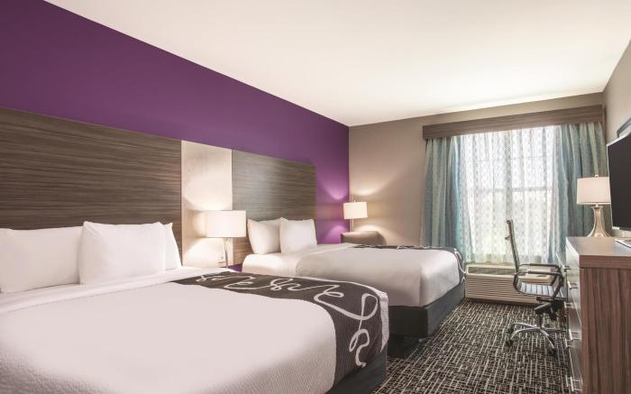 La Quinta Inn & Suites by Wyndham Forsyth