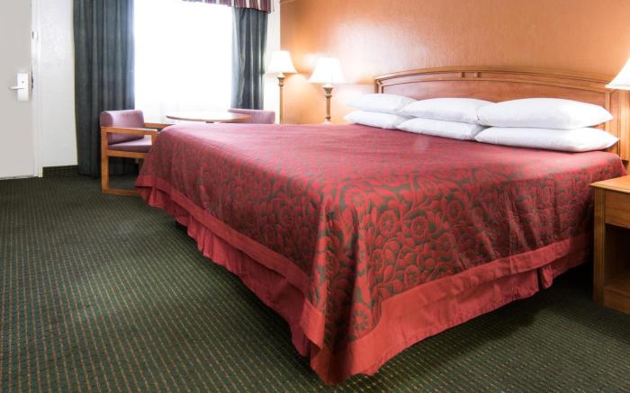 Days Inn by Wyndham N.W. Medical Center