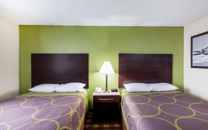 Super 8 By Wyndham Bangor
