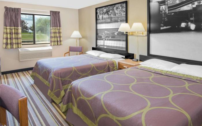 Super 8 By Wyndham Knoxville