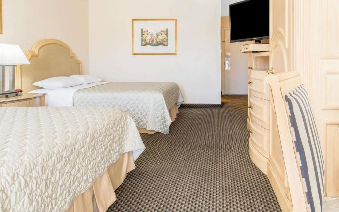 Days Inn by Wyndham Modesto
