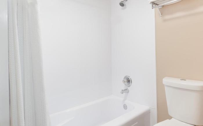 Super 8 By Wyndham Saskatoon Near Saskatoon Airport